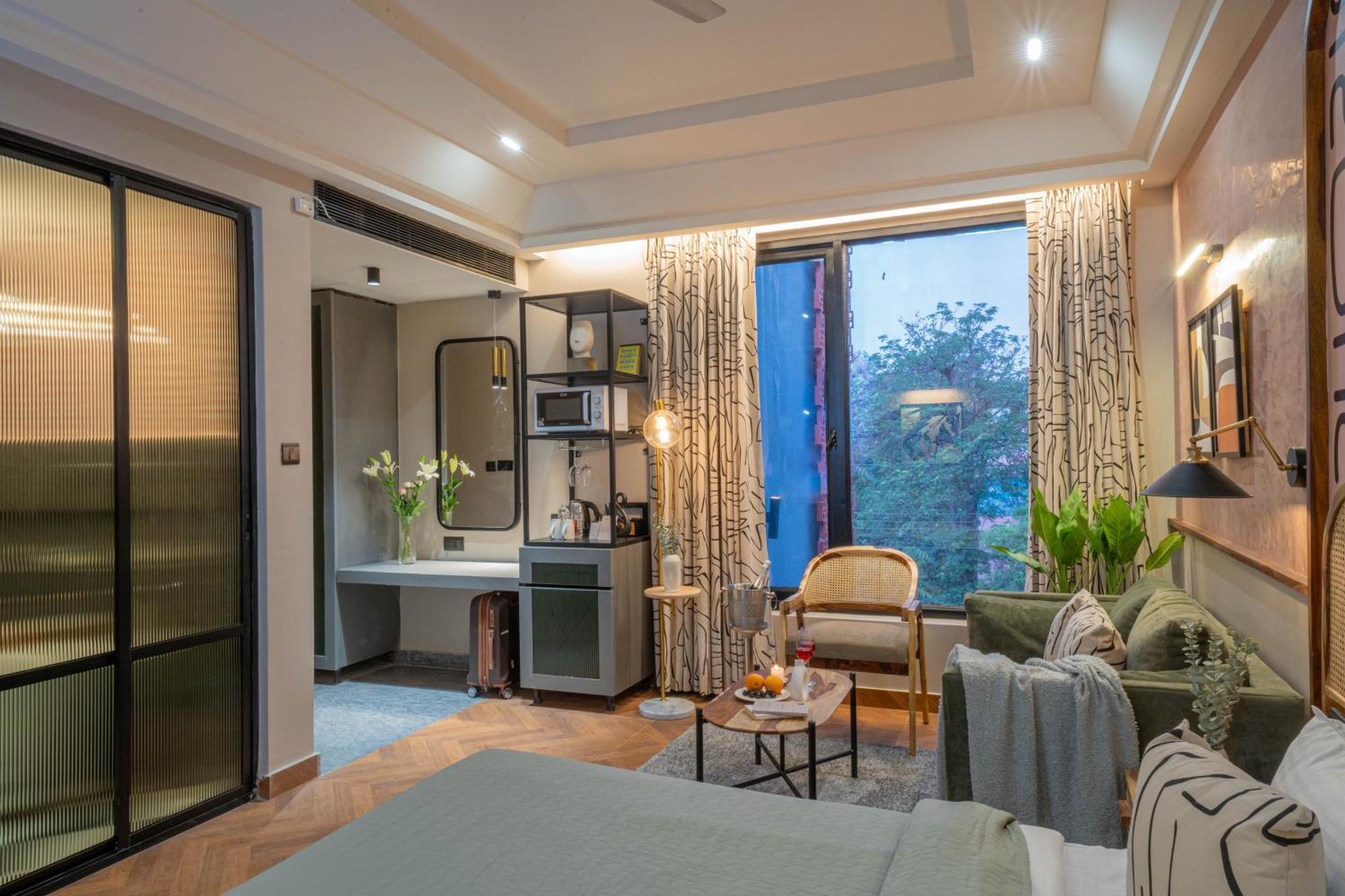 Boutique Hotel By One Tree Гургаон Екстериор снимка