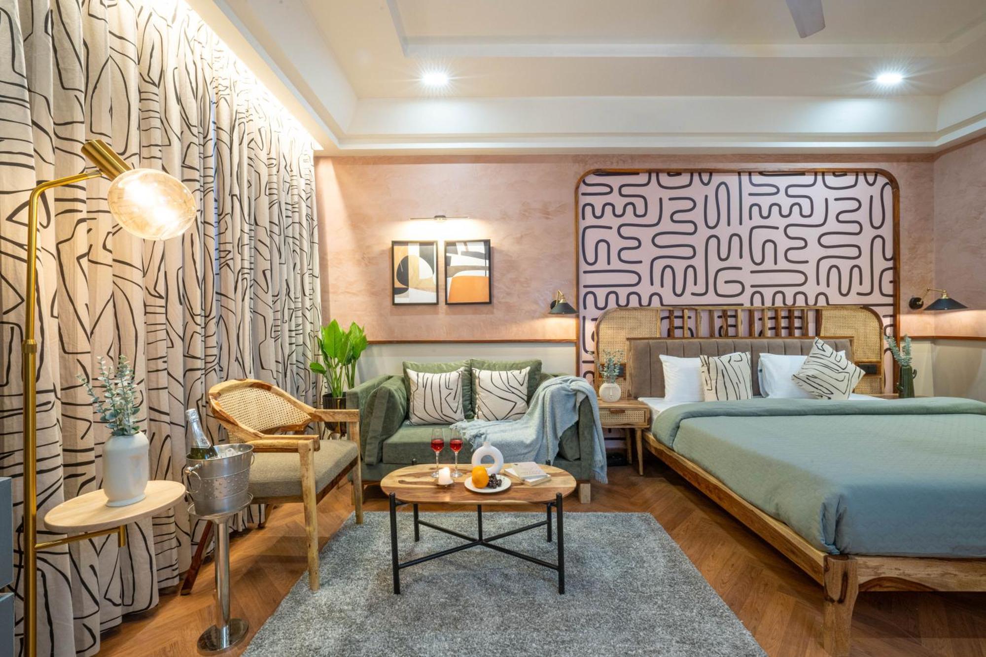 Boutique Hotel By One Tree Гургаон Екстериор снимка