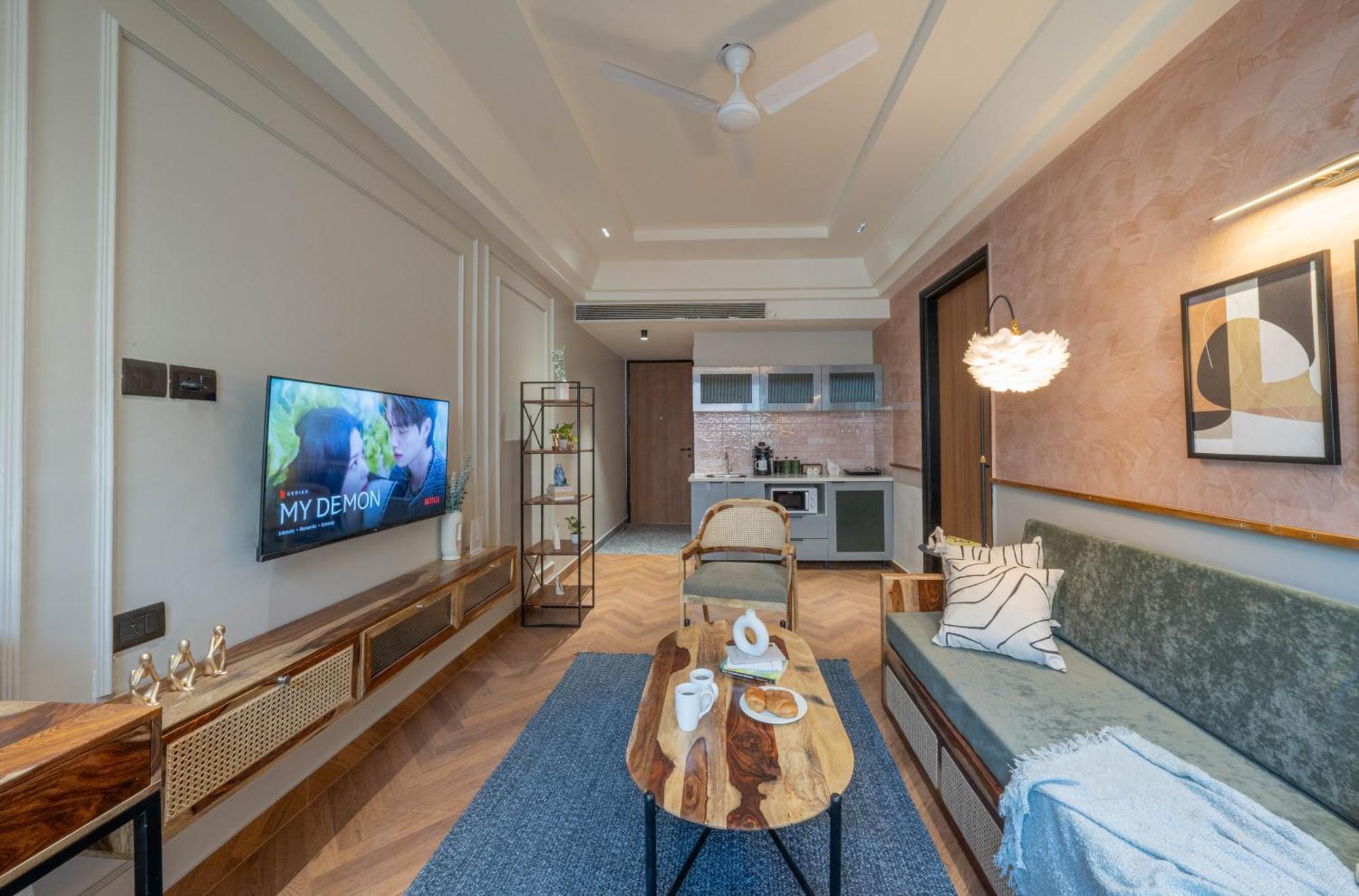 Boutique Hotel By One Tree Гургаон Екстериор снимка