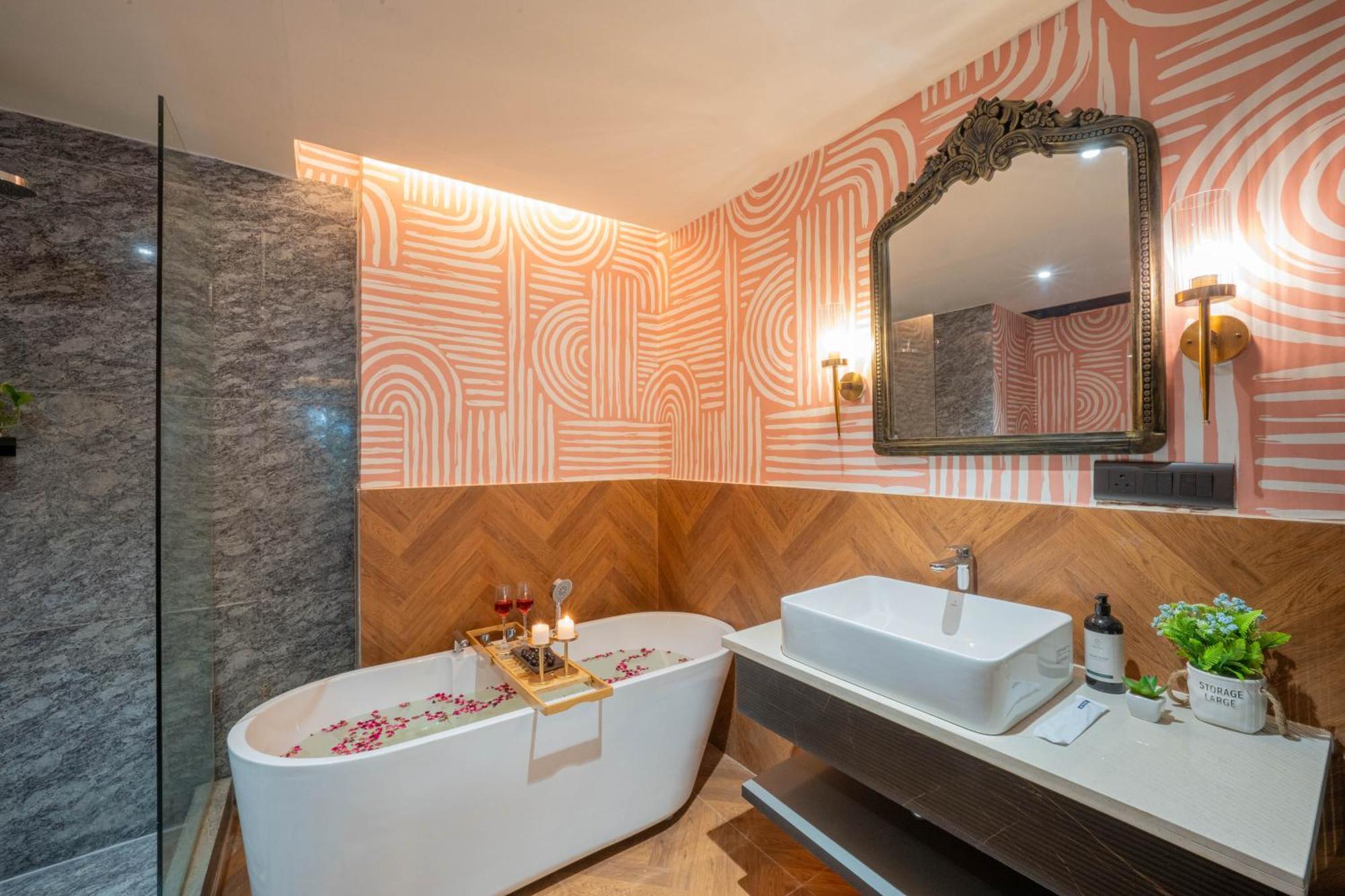 Boutique Hotel By One Tree Гургаон Екстериор снимка