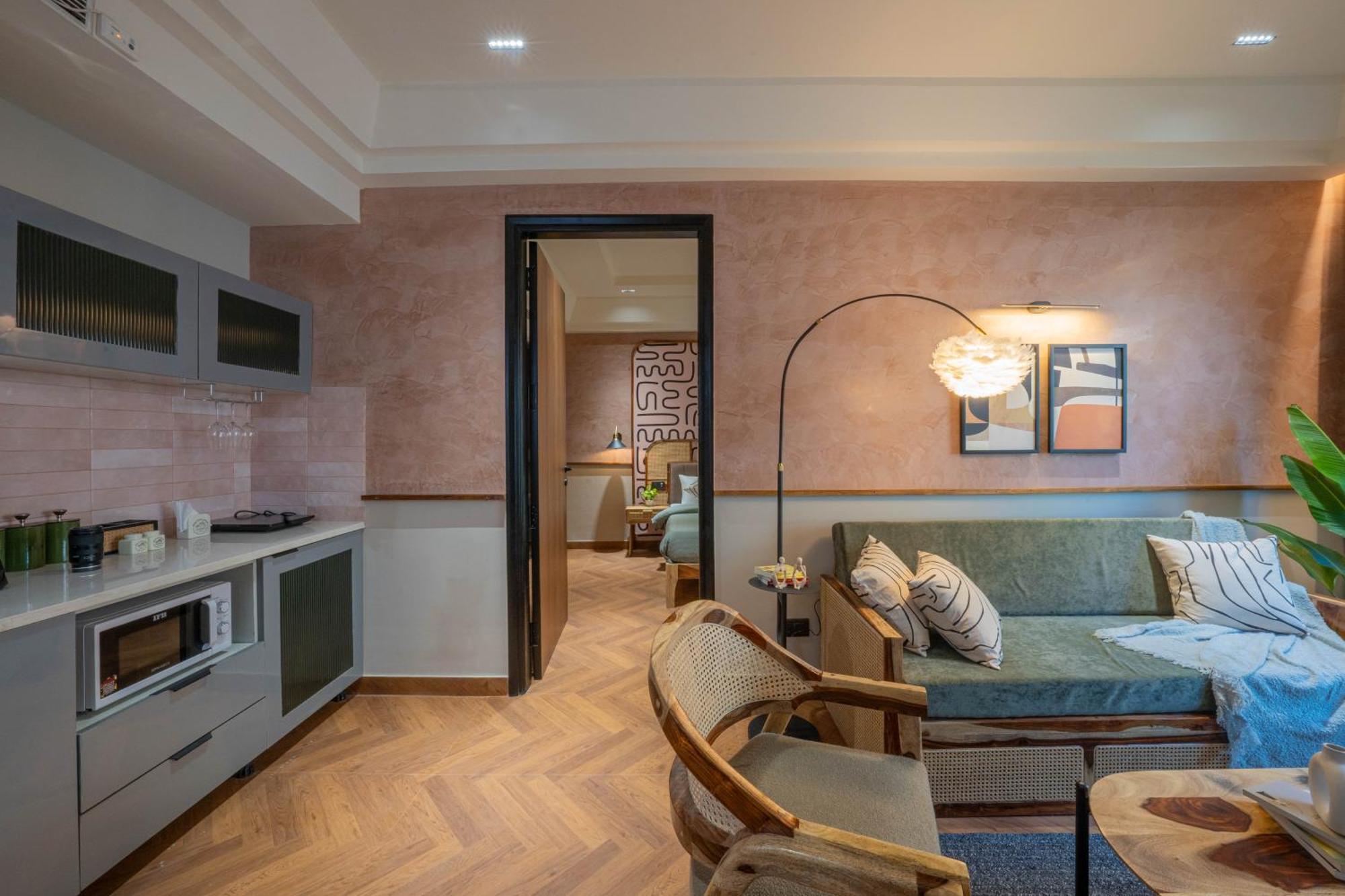 Boutique Hotel By One Tree Гургаон Екстериор снимка