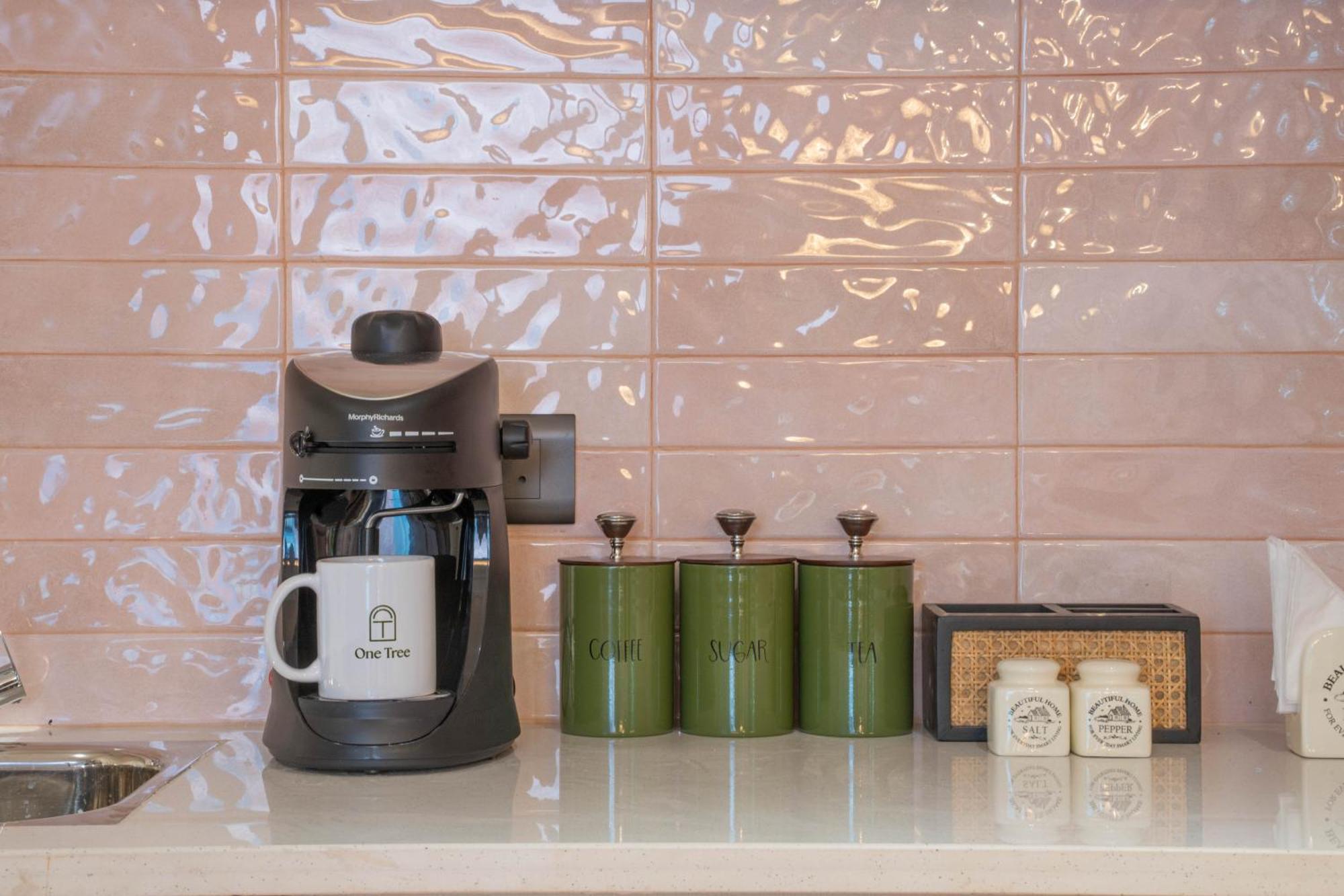 Boutique Hotel By One Tree Гургаон Екстериор снимка